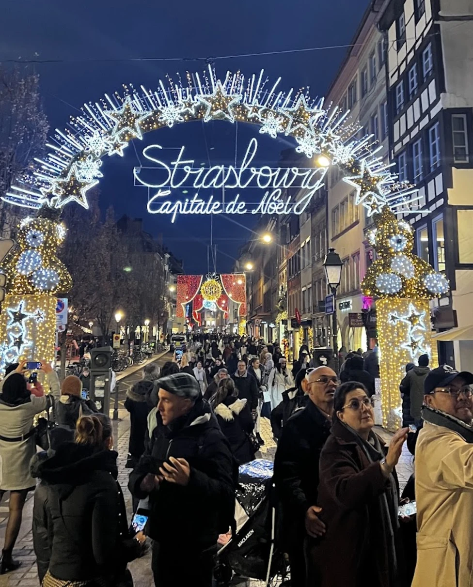 Advisor - Enchanting Christmas Markets: A Magical Long Weekend in Paris