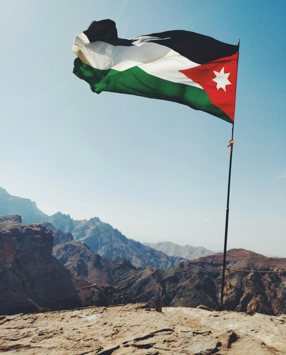 Advisor - Two Weeks Exploring Jordan From Bottom to Top