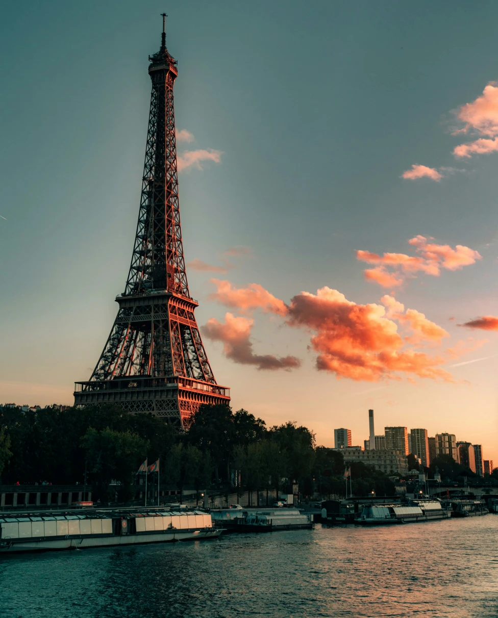 Advisor - Eat, Sip, Paris