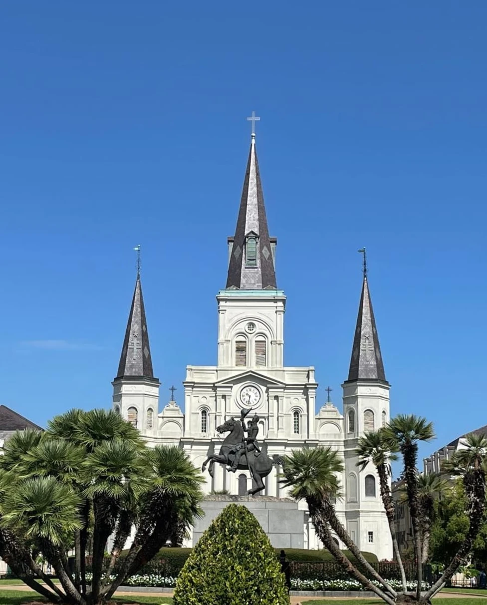Advisor - Soul of the Crescent City: A Local’s Guide to New Orleans’ Best Eats, Sights & Sounds