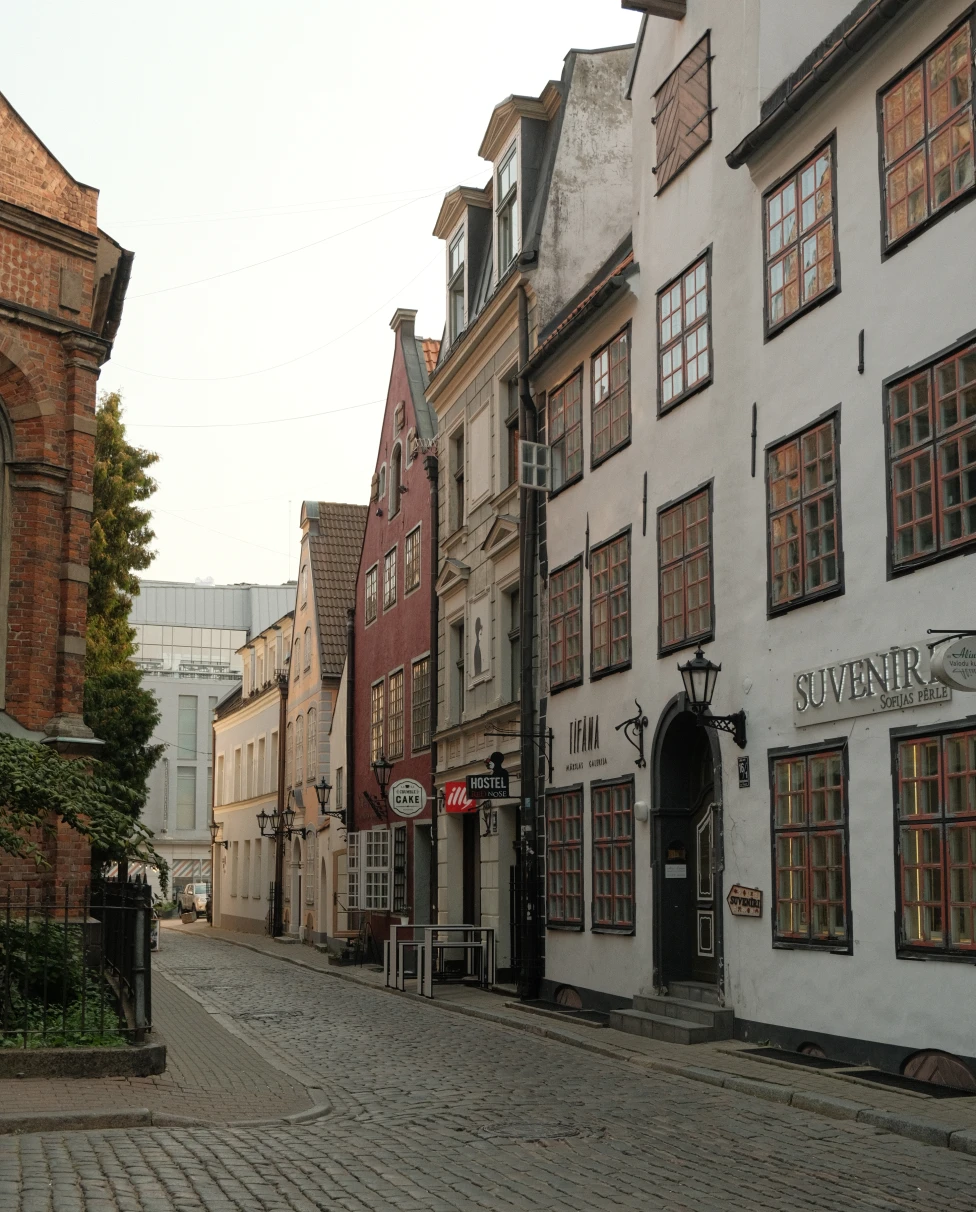 Advisor - The Best of Riga