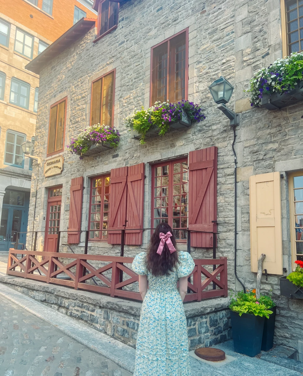 Advisor - Mother-Daughter Trip Through Montreal, Quebec & the Eastern Townships