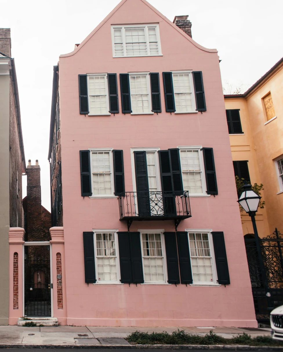 Advisor - Charleston Chronicles: History, Harbor & Hidden Courtyards