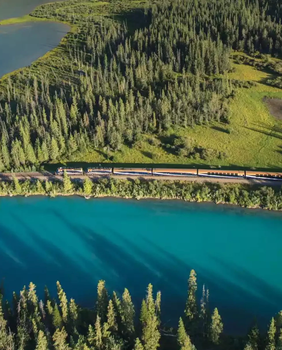 Advisor - 7-Day Romantic Getaway through the Canadian Rockies