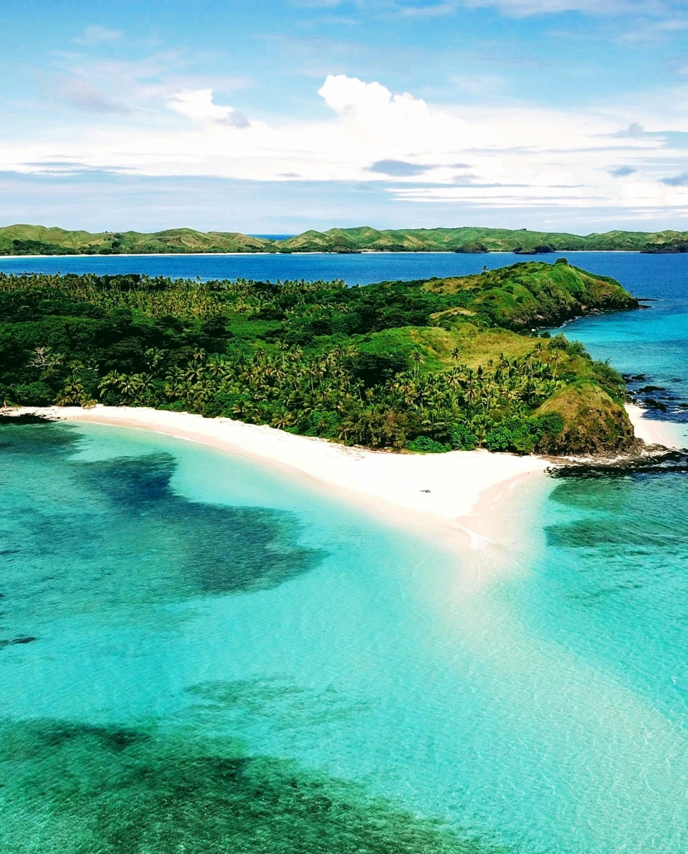 Advisor - Fiji Luxury Island-Hopping & Cruise Guide