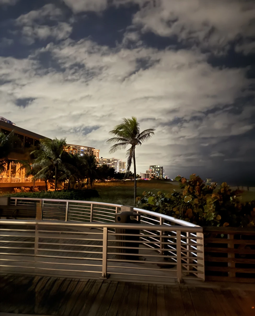 Advisor - Ultimate Beach Getaway to Southeast Florida with Couples or Friends