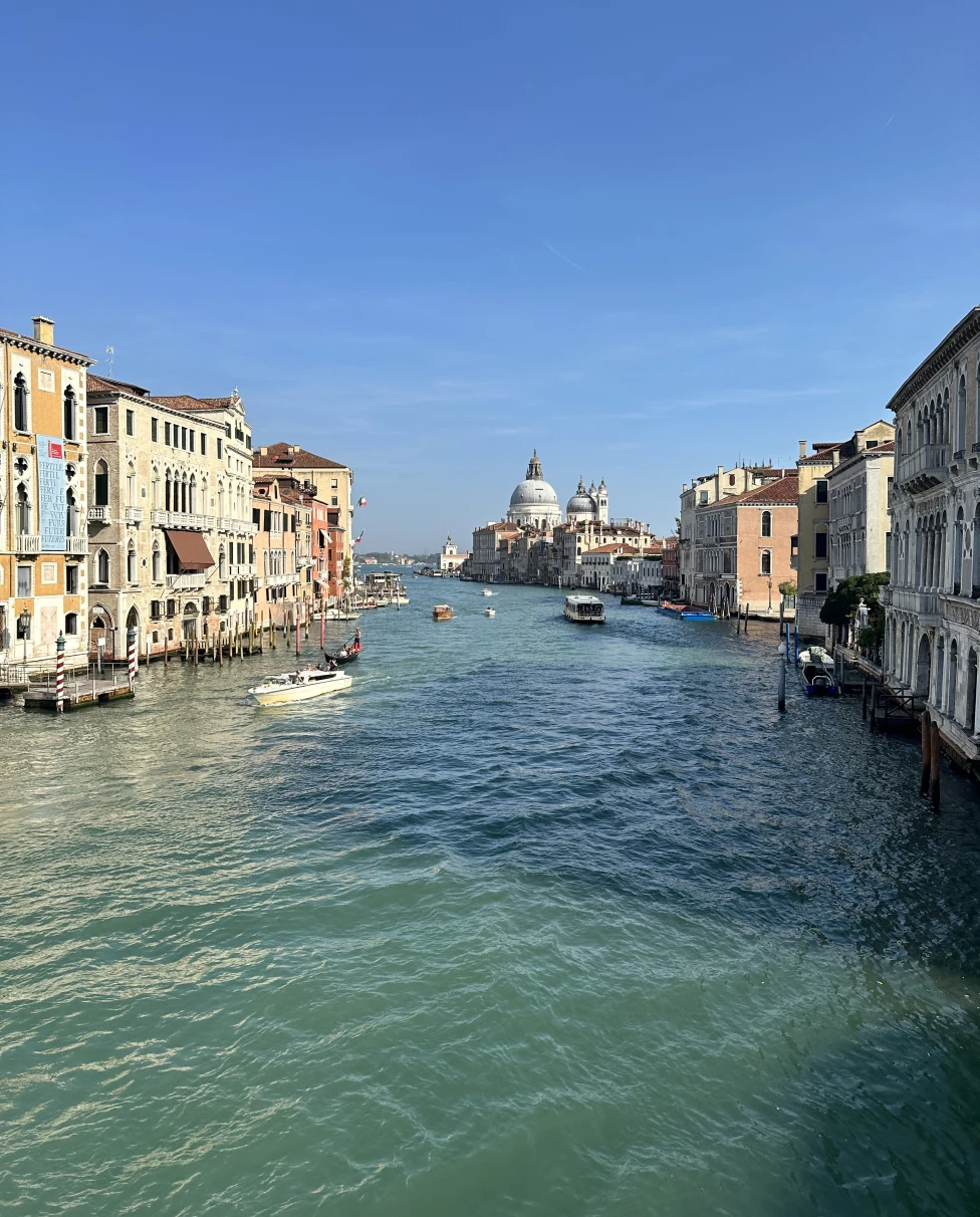 Advisor - Exploring in Venice