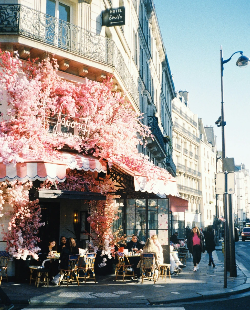 Advisor - Paris Like a Local: Girls’ Trip Edition