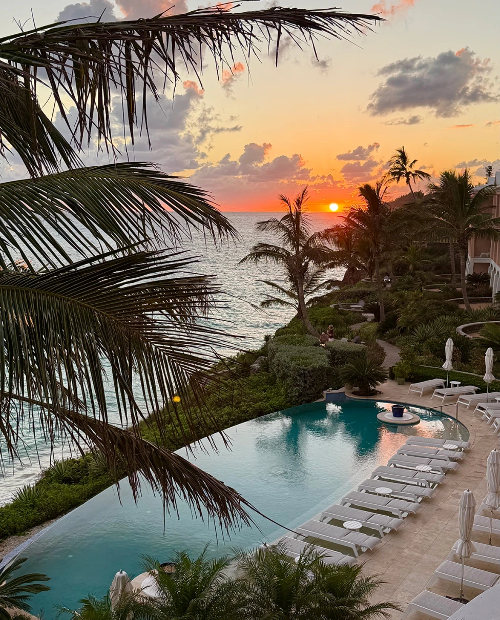 Advisor - Bermuda: Refined Escape, Island Energy & Effortless Exploration