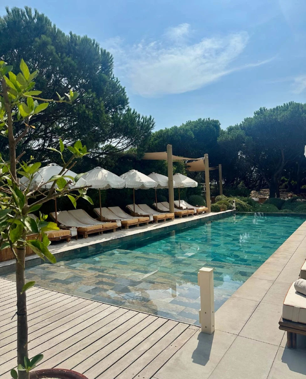 Advisor - Rosé & Reservations: The Ultimate Guide to St. Tropez