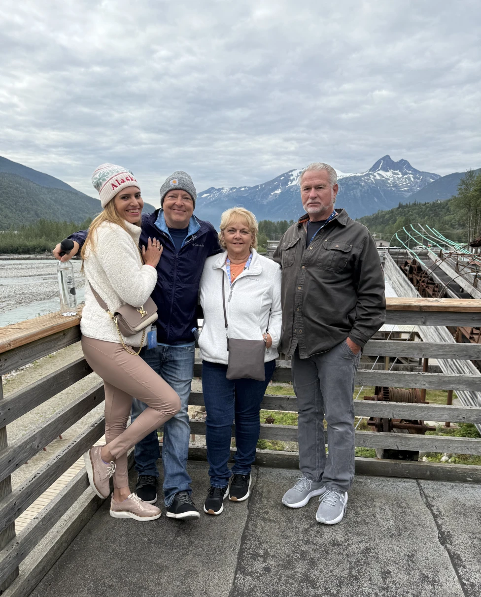 Advisor - From Gold Rush Streets to Glacier Blues: Skagway, Endicott Arm & Dawes Glacier