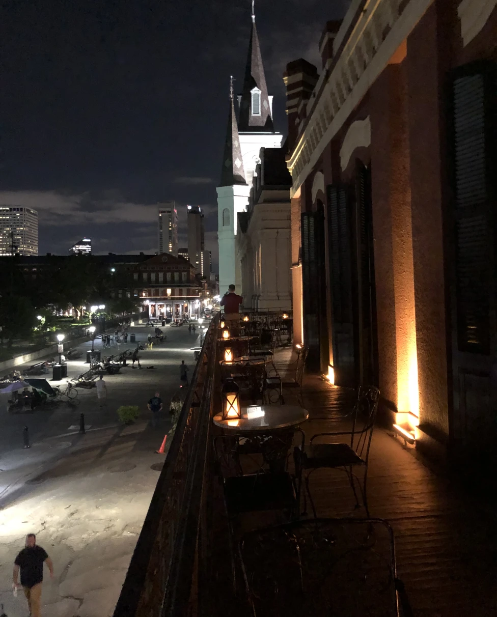 Advisor - A NOLA Fan Girl's Guide to New Orleans