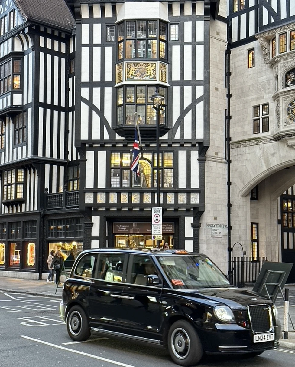 Advisor - A Guide to Pre & Post Cruise Adventures in London