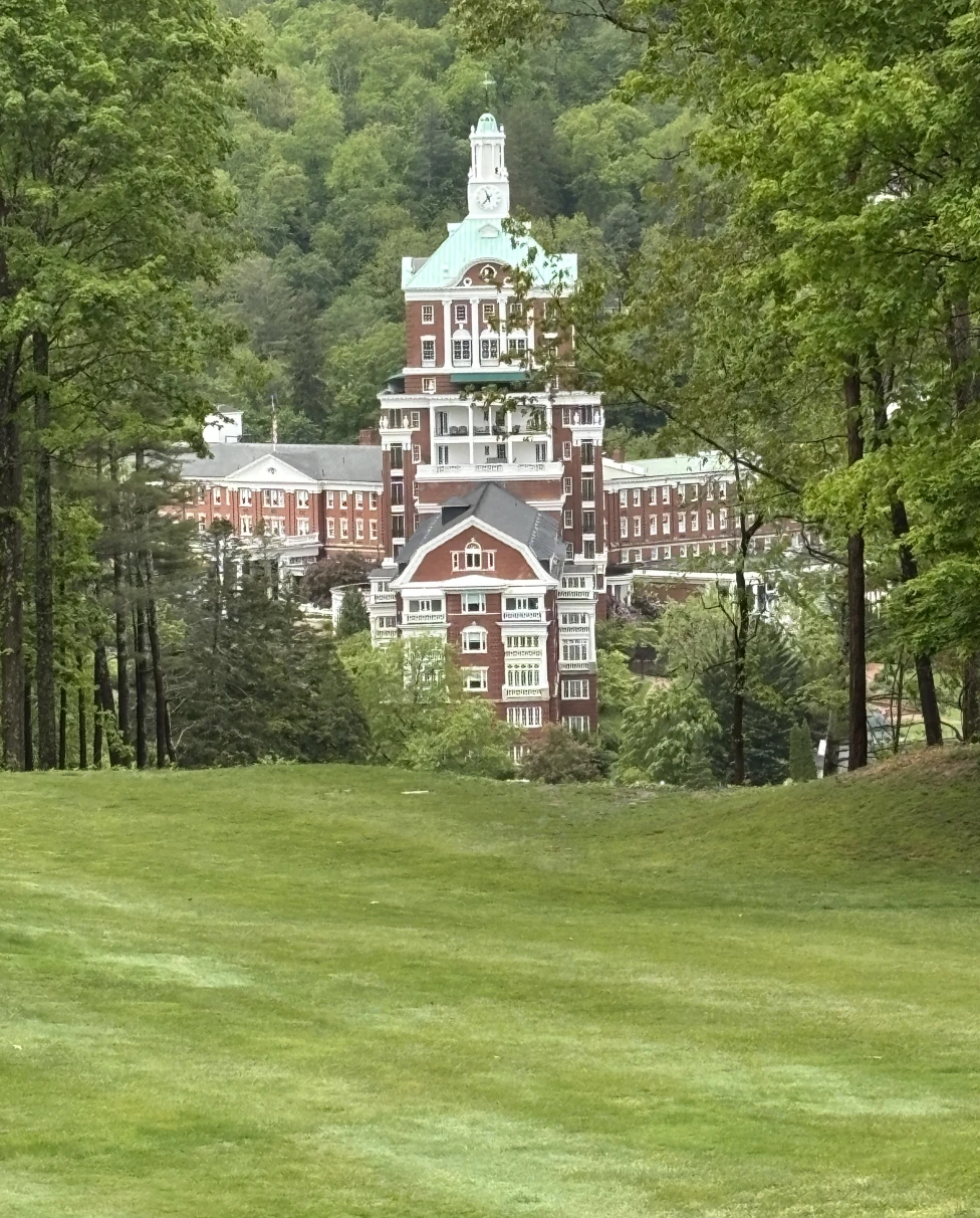 Advisor - A Grand Escape to the Omni Homestead Resort