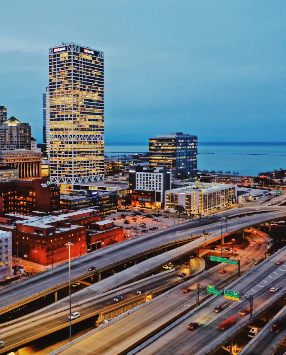 Advisor - Cream City Cool: Discovering Milwaukee