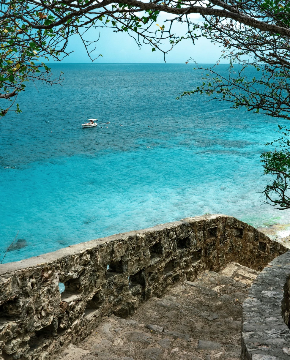Advisor - Bonaire: Caribbean Adventure By Sea, Land & Sail