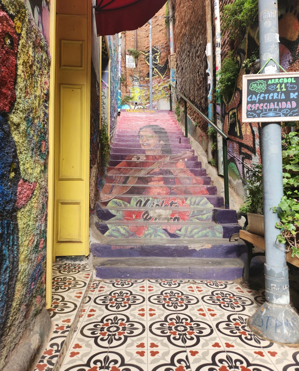 Advisor - Valparaíso, Chile: A City Made for Wandering
