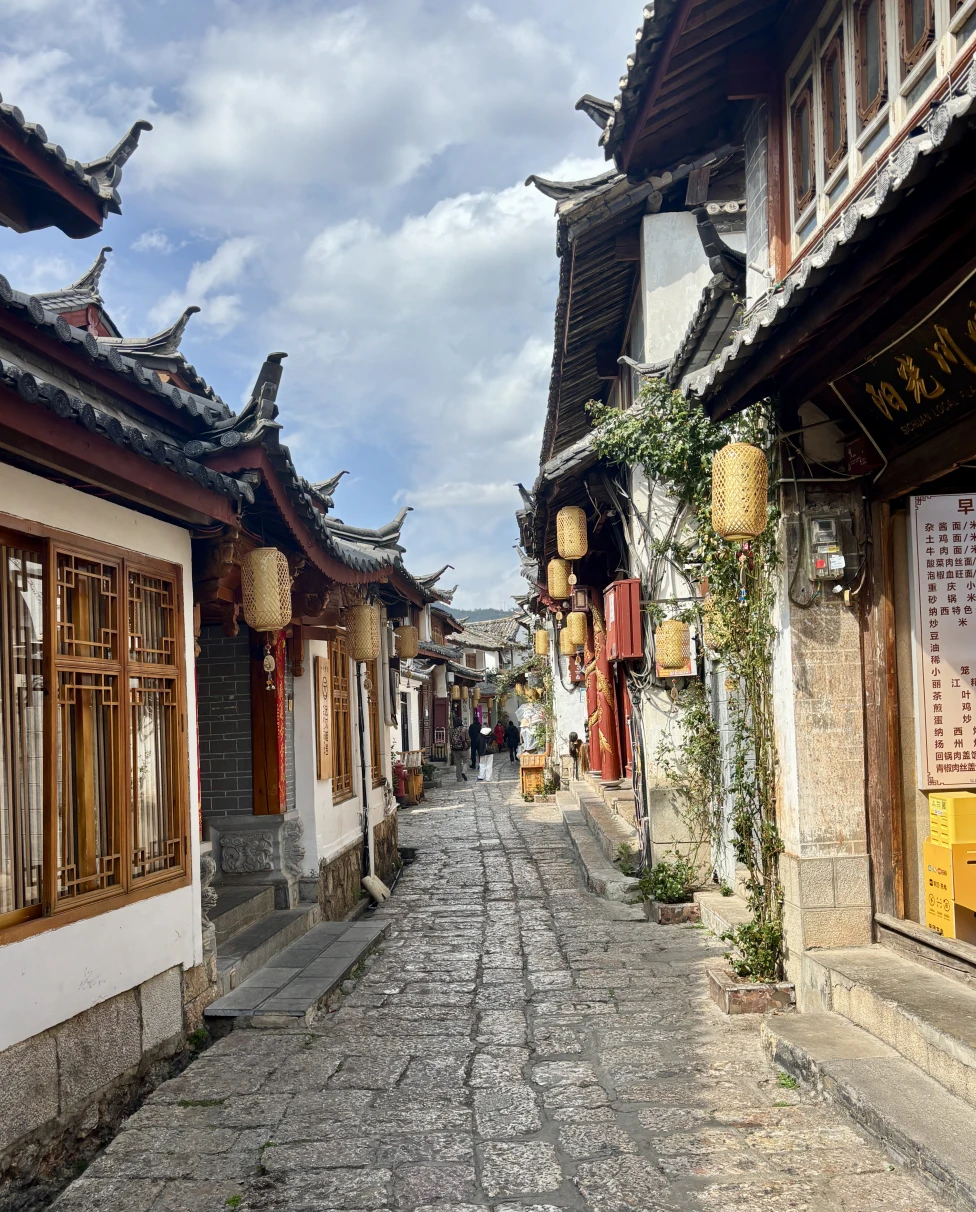 Advisor - A Complete Guide to Lijiang, China’s Mountain Gem