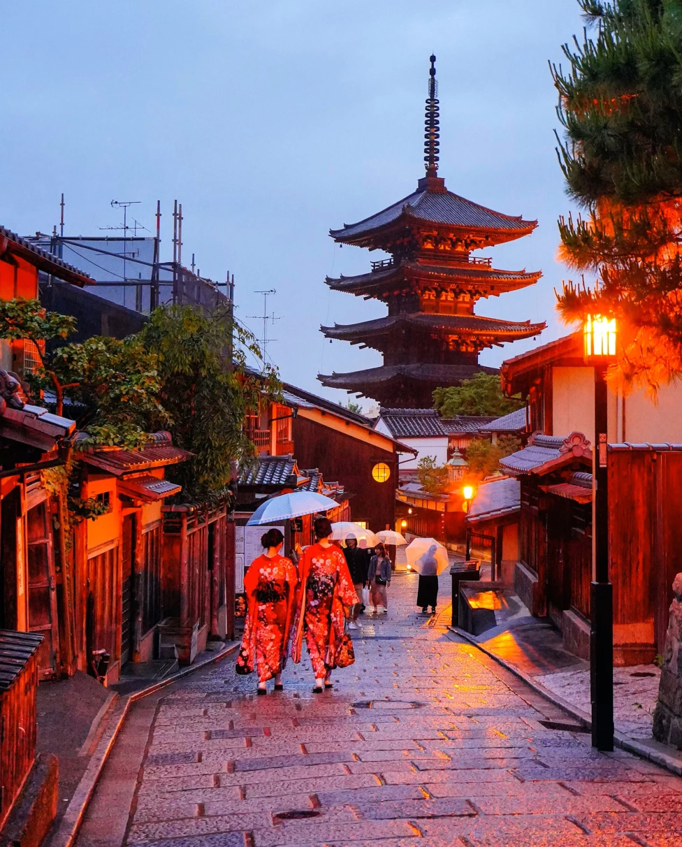 Advisor - Kyoto Travel Guide: Must-Sees, Hidden Gems & Local Eats from a Local