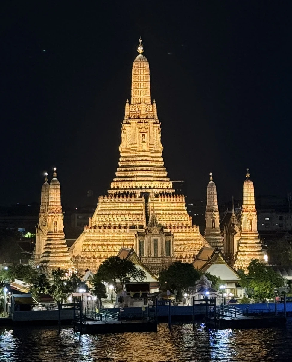 Advisor - A Family Trip to Thailand