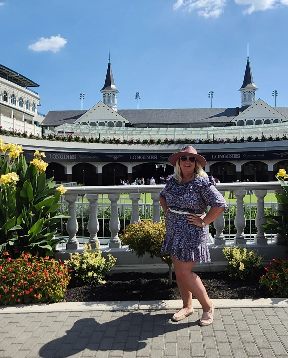Advisor - Louisville & the Kentucky Derby: The Ultimate Travel Guide for the Fastest 2 Minutes in Sports