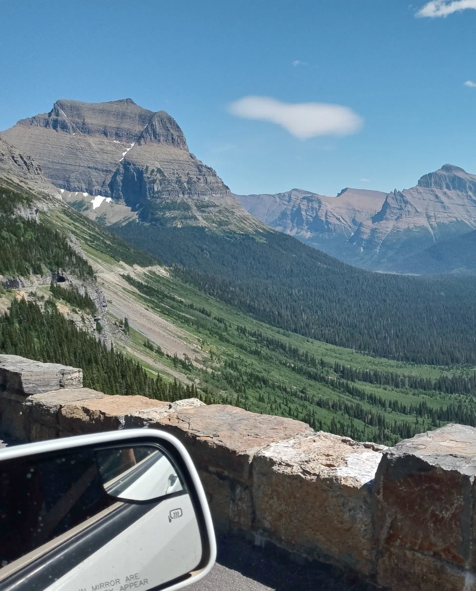 drive through mountains of Montana