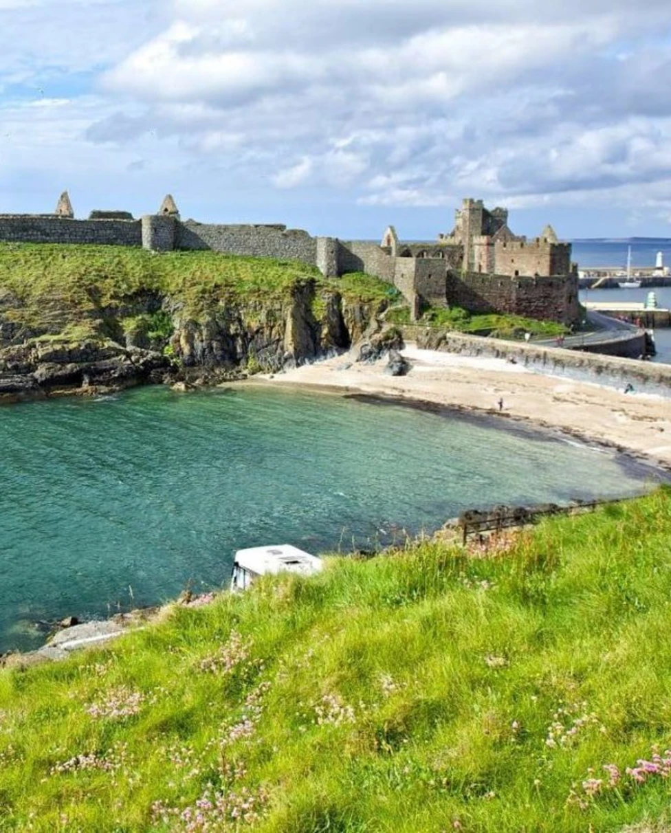 Castle in island green places