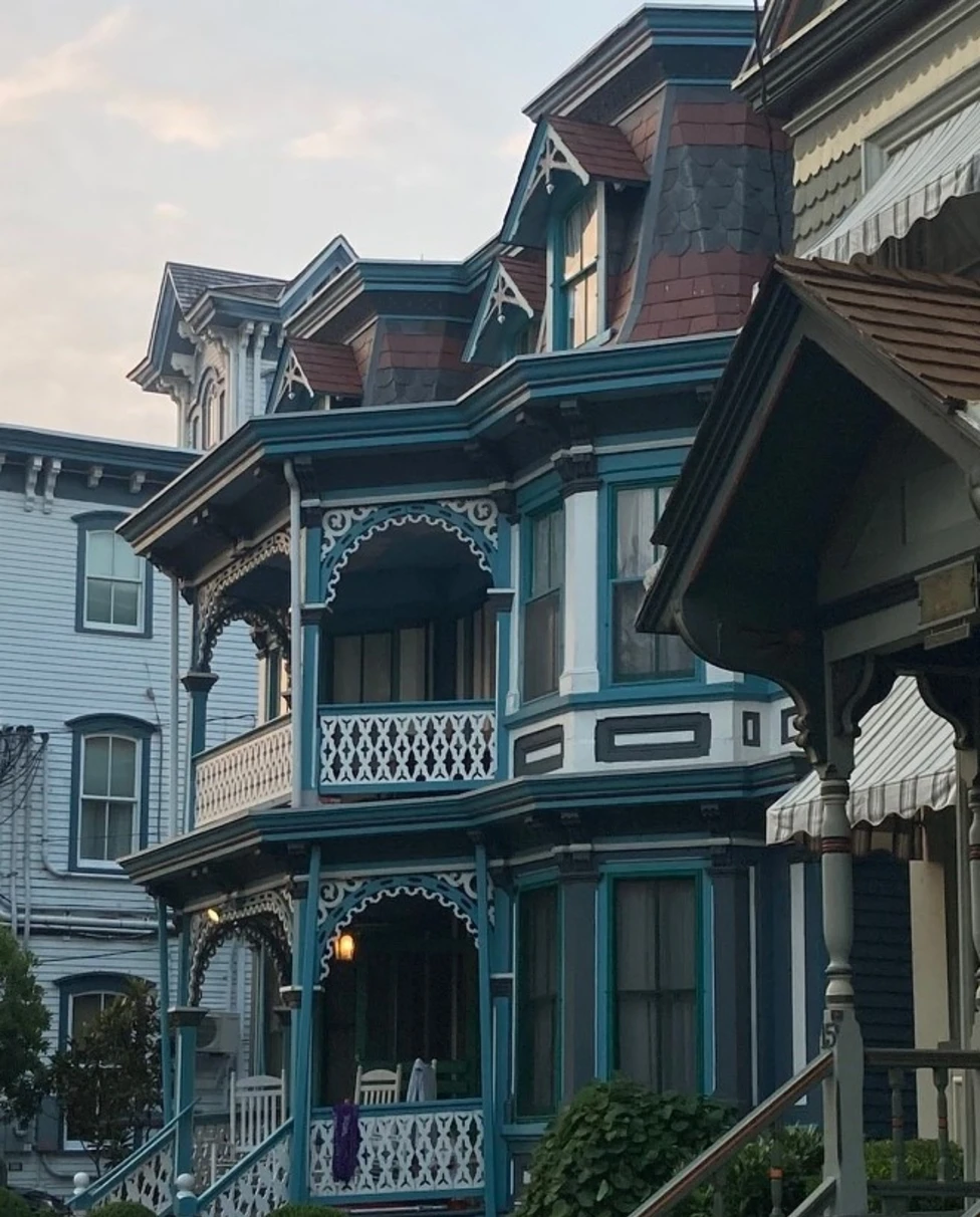 Jersey Shore's Painted Ladies' is the Victorian or Edwardian era architecture.