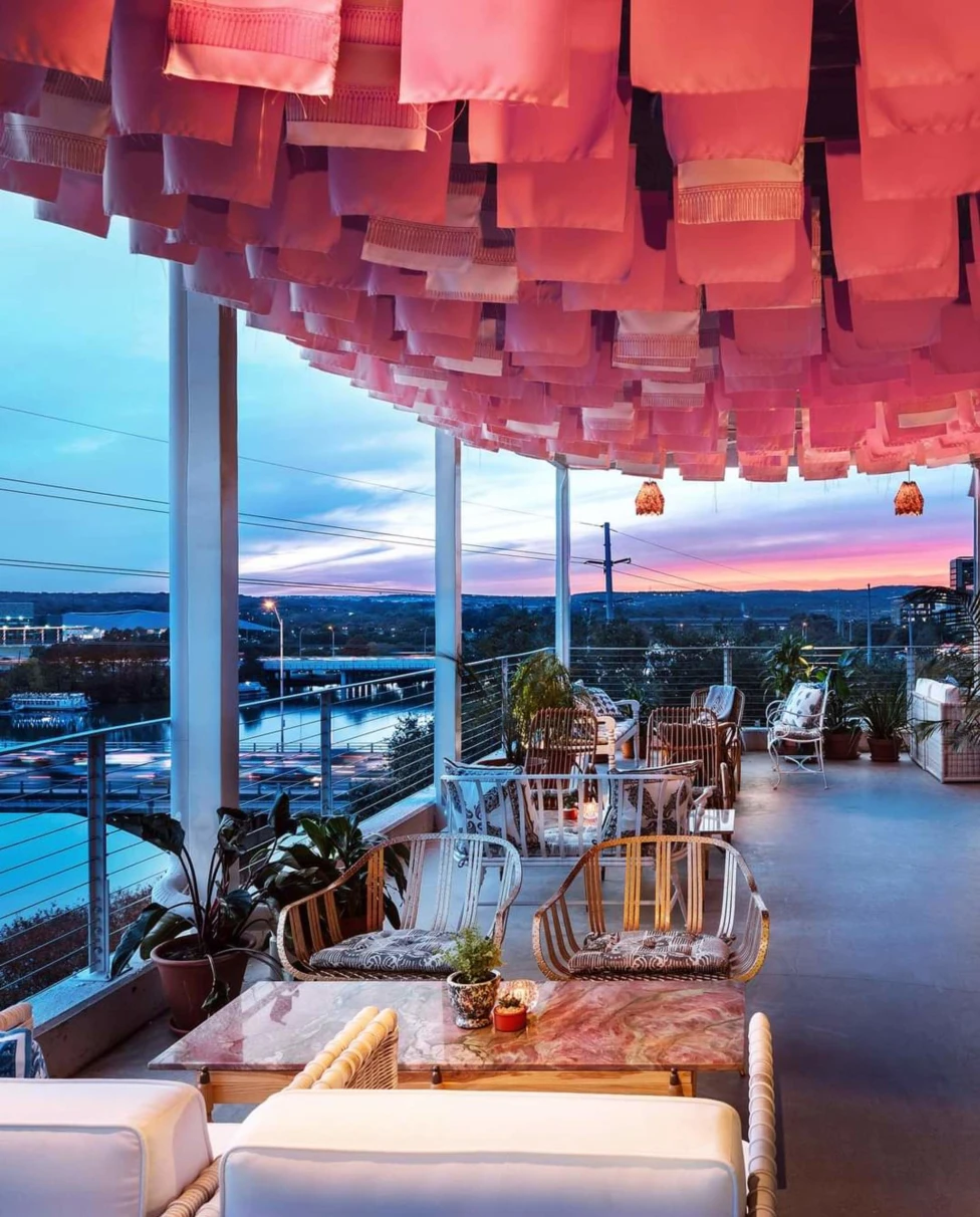 A terrace restaurant during evening hours
