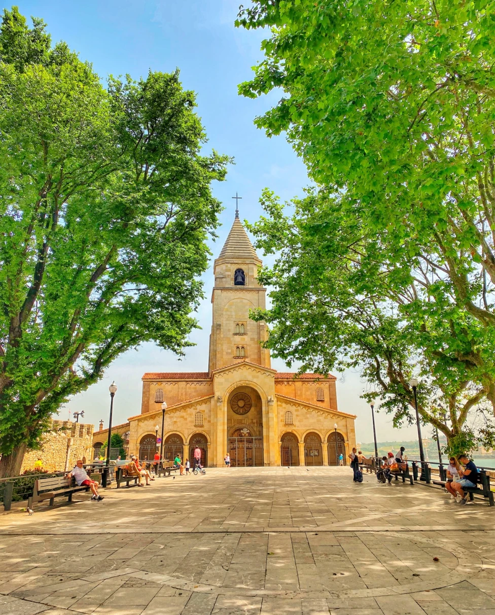 church people's daytime picture