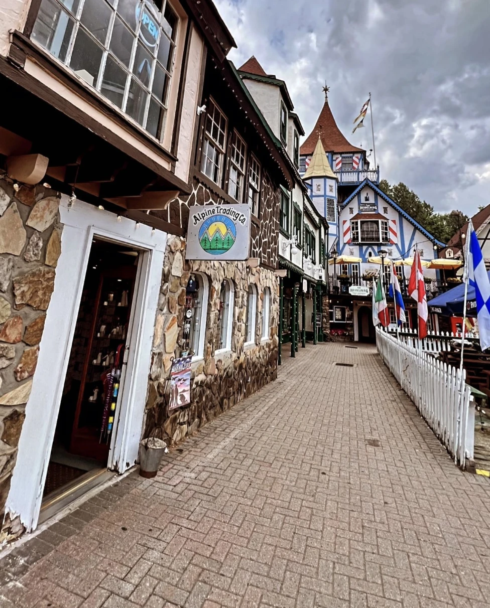 Helen is a mountain town known for its vineyards and Bavarian-style buildings.