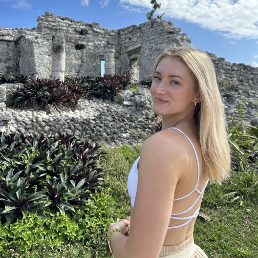 Advisor - Leighanna Frantz