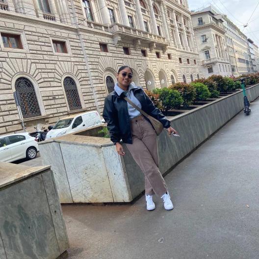 Advisor - Michaela Perez