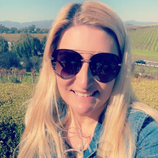 Advisor - Renata Caine