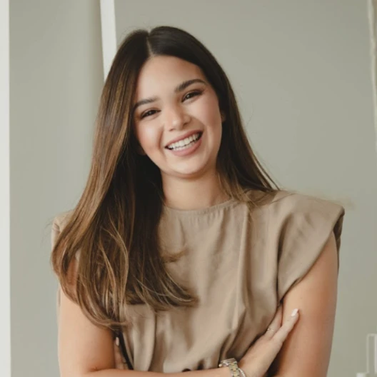 Advisor - Hannah Pardo