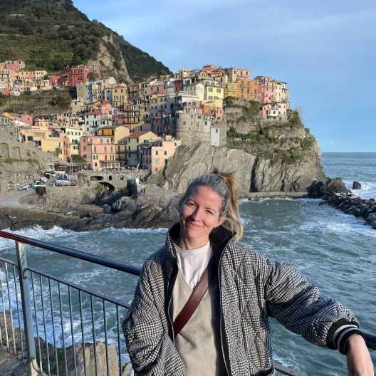 Advisor - Suzanne Lee