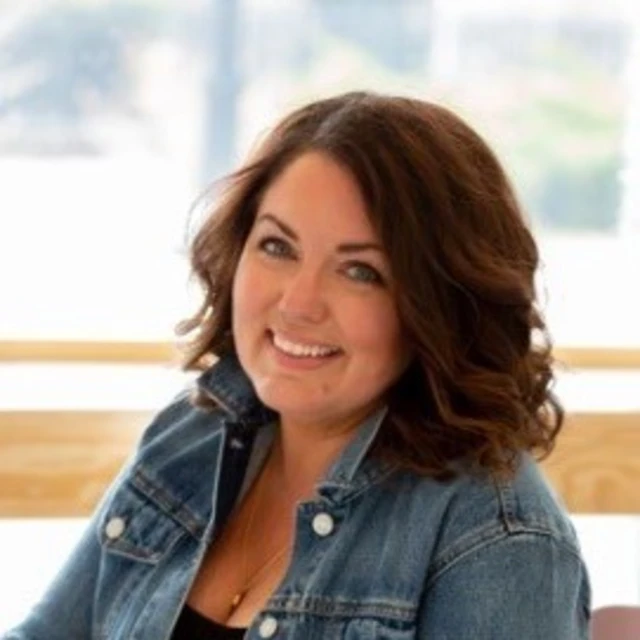 Advisor - Kendra Stetson