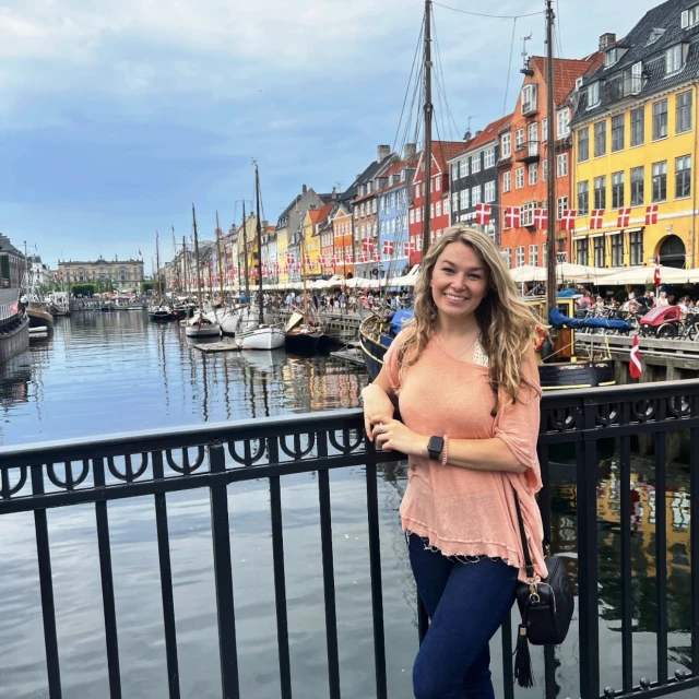 Advisor - Ashley Selinsky