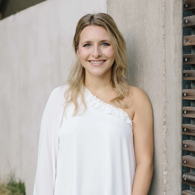 Advisor - Rhiannon Williams