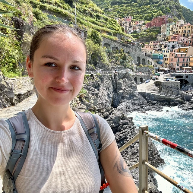 Advisor - Alyssa Christie