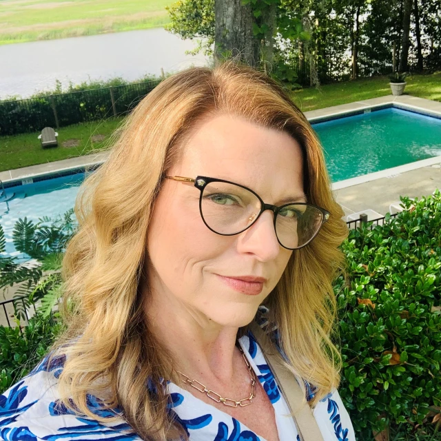 Advisor - Anna Griffin