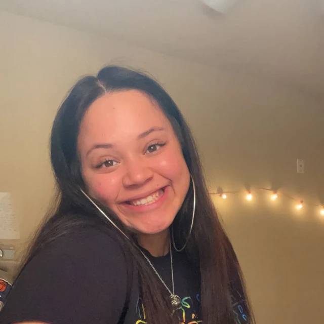 Advisor - Hayle Ruiz