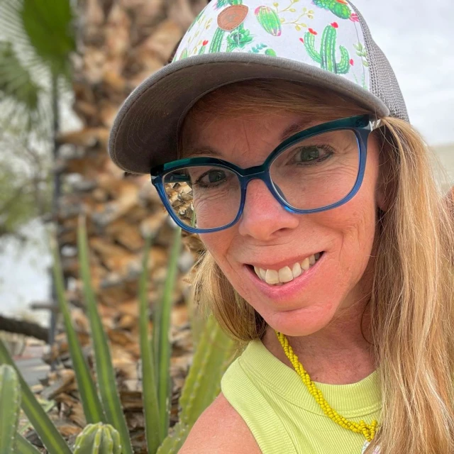 Advisor - Rachel Dube