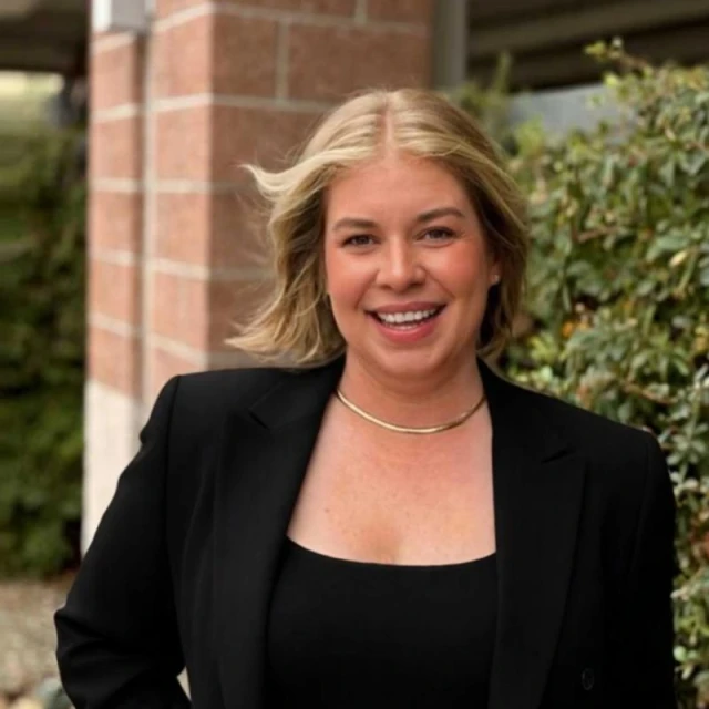 Advisor - Stephanie Ochoa