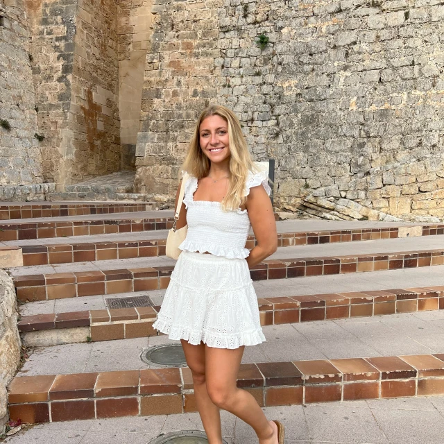 Advisor - Meredith Ferneau
