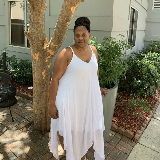 Advisor - Consandra Leonard