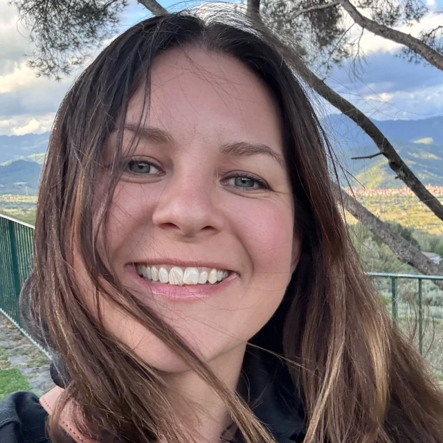 Advisor - Erin Hood