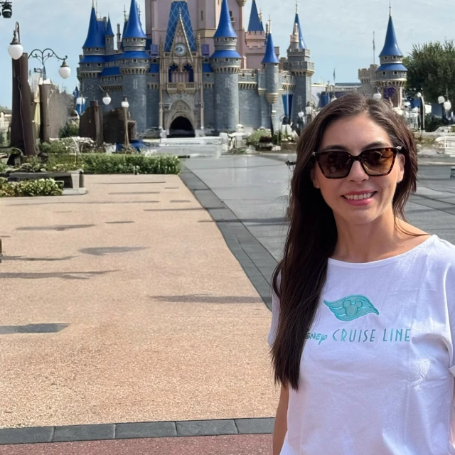 Advisor - Gabriela Lopez