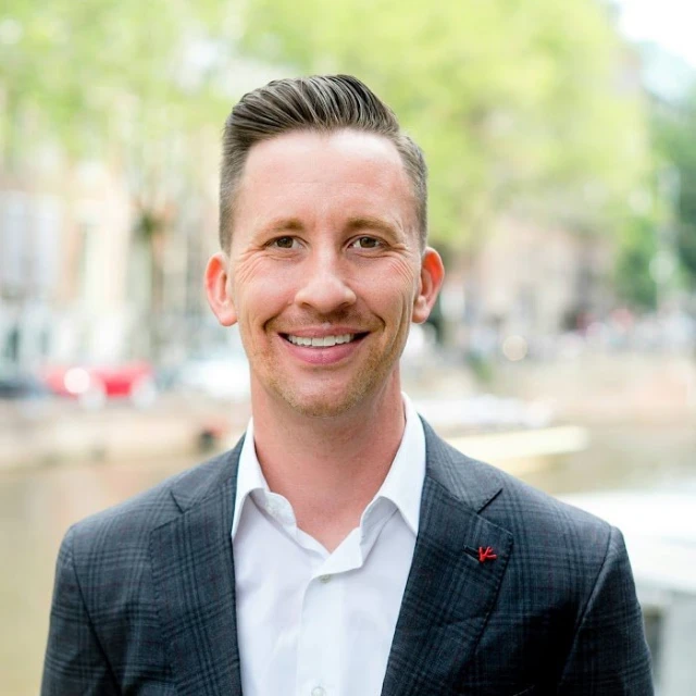 Advisor - Sandon Smith