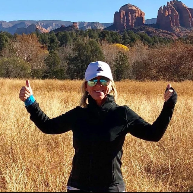 Advisor - Jen Reidelbach
